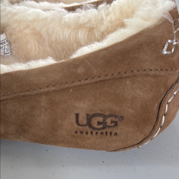UGG Chestnut Ansley Knit Bow Moccasin Slippers - Picture 9 of 12